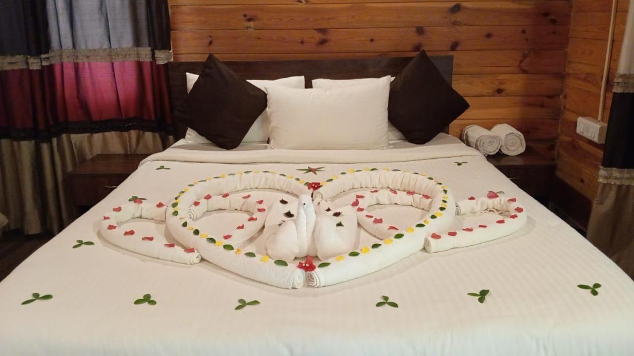 7 Heaven Villas & Resorts จิกมากาลูร์ ภายนอก รูปภาพ